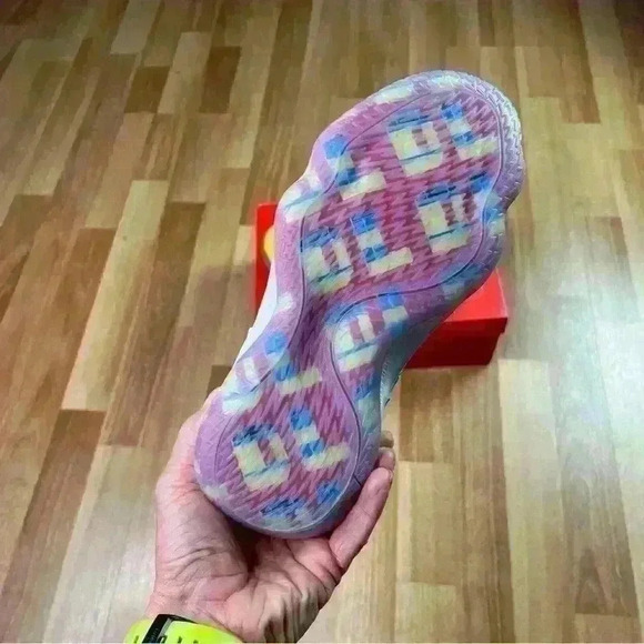 💰HUGE CLEARANCE SALE 💰 Adidas Dame 7  EXTPLY J LEGO Unisex Kids Basketball - Picture 4 of 13